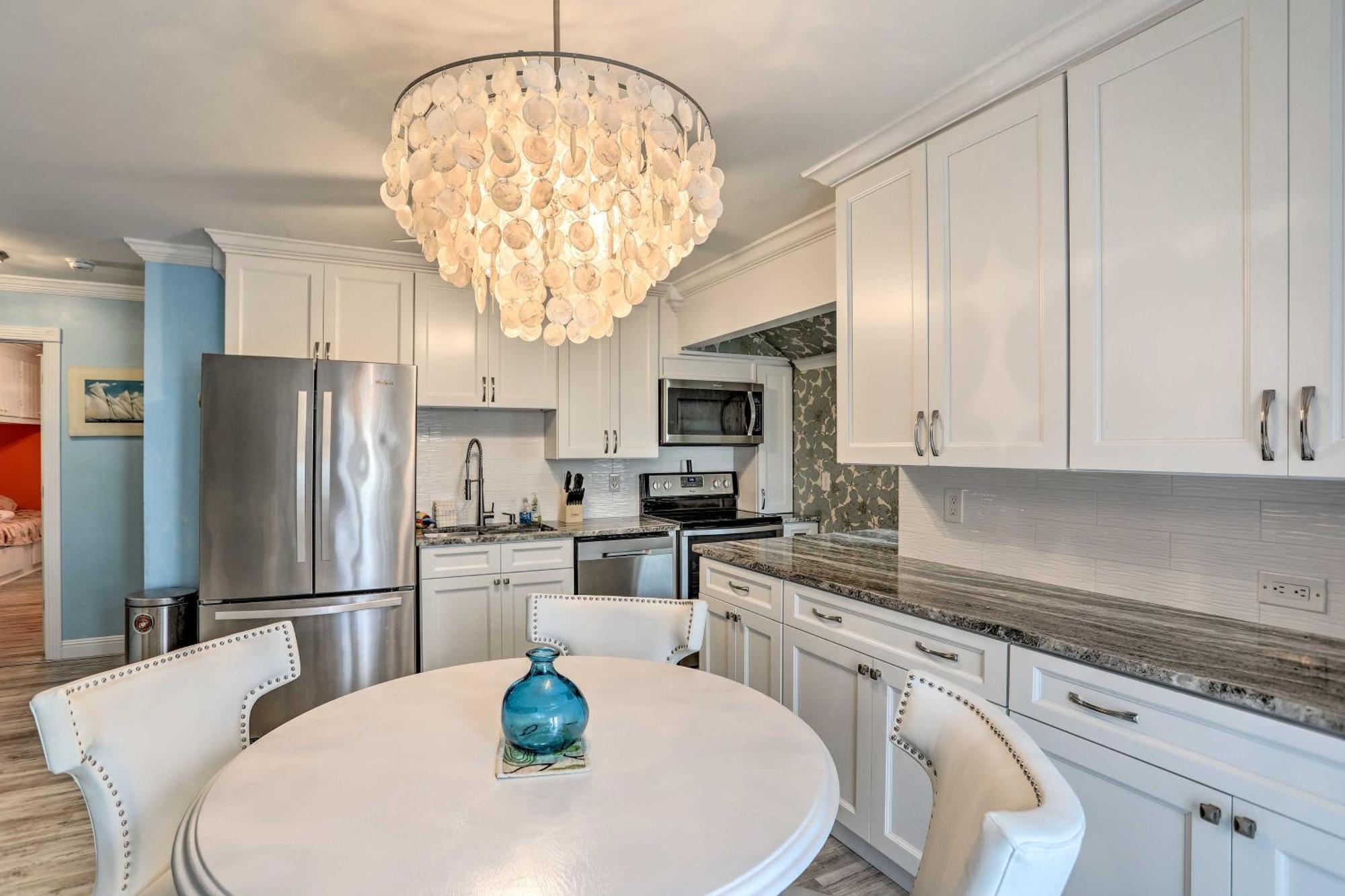Breezy Murrells Inlet Condo With Deck Walk To Beach شاطئ ميرتل المظهر الخارجي الصورة